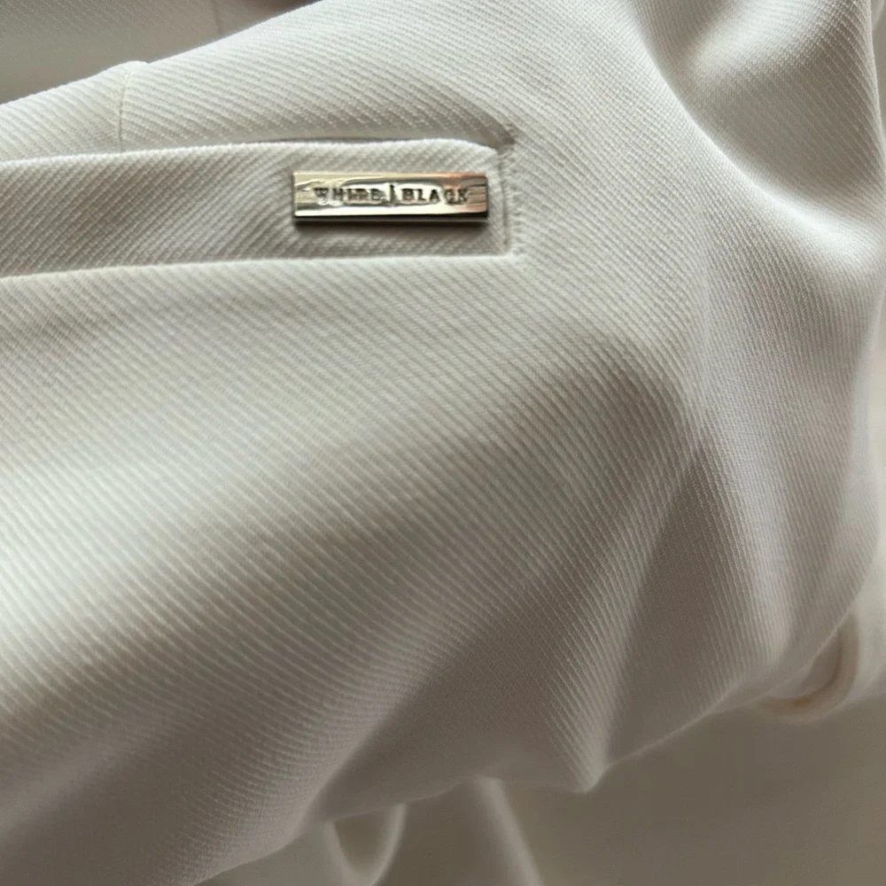 NWOT Wide Leg Crepe Capris in Winter White - Picture 10 of 12